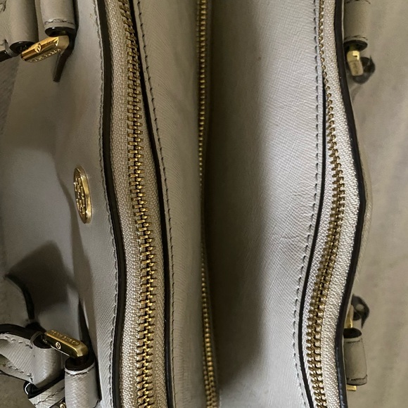 TORY BURCH Saffiano Leather Bag W/ Handles and Long strap - Picture 7 of 10